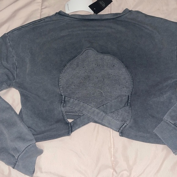 CROP TOP LONG SLEEVE - Picture 3 of 4